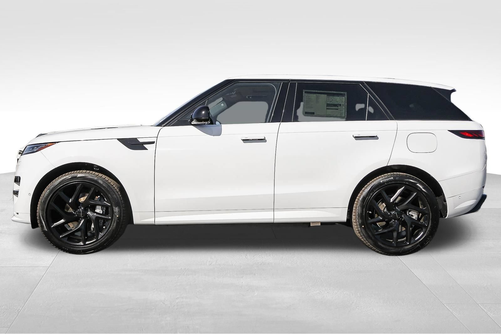 New 2026 Land Rover Range Rover Sport Dynamic SE AWD/4WD image 8