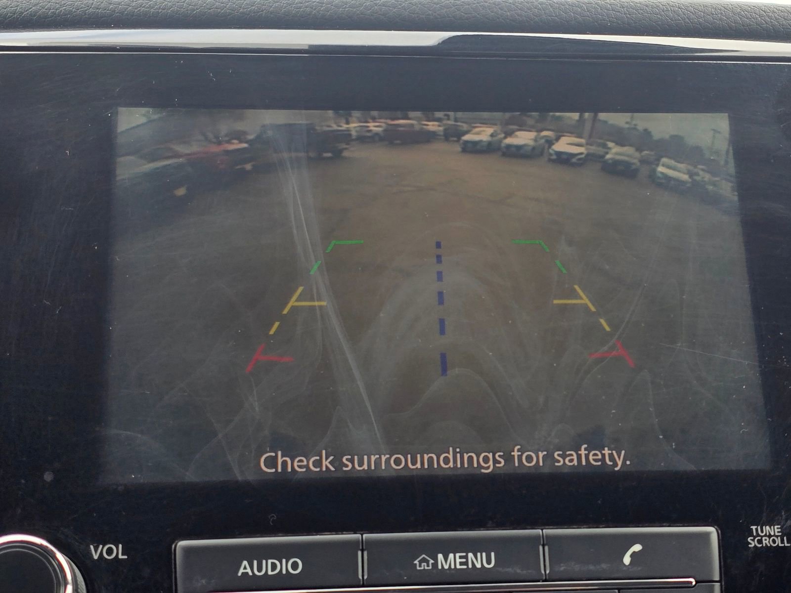 Used 2022 Nissan Titan SV AWD/4WD image 25