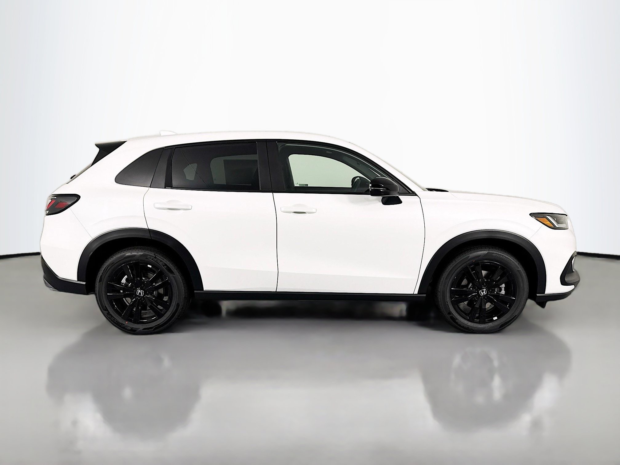 New 2027 Honda HR-V Sport image 4