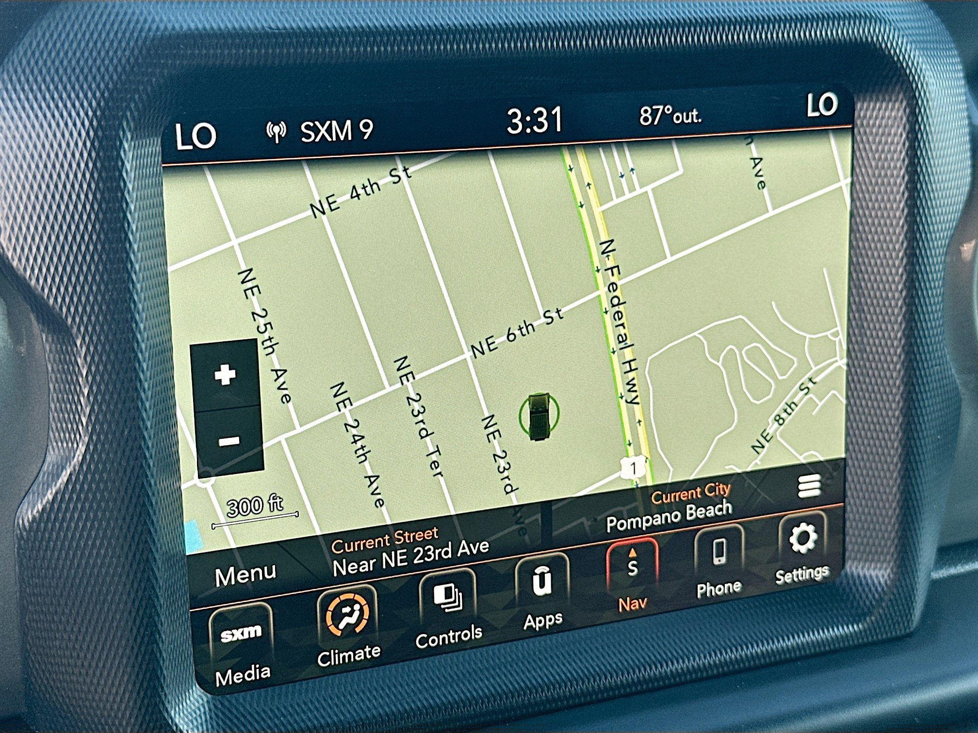 Used 2022 Jeep Wrangler Unlimited Sahara image 14