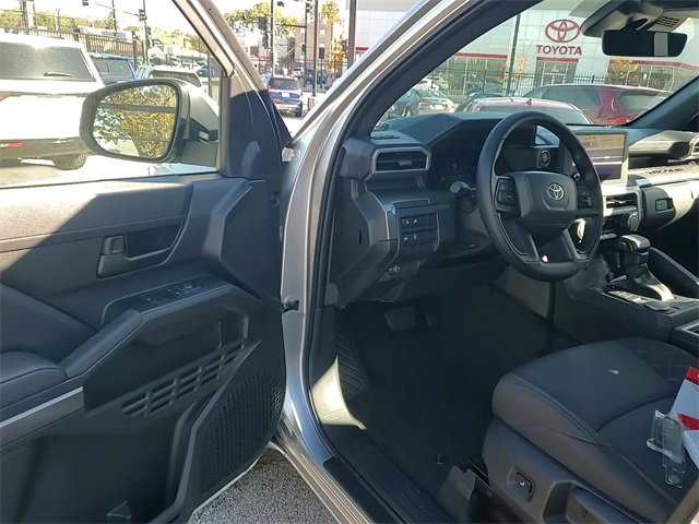 Used 2025 Toyota Tacoma SR5 image 10