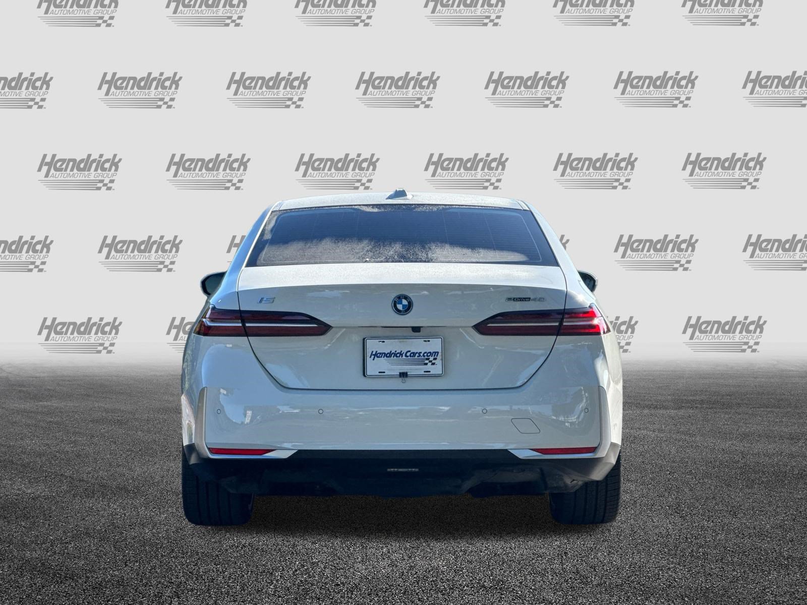Used 2024 BMW i5 eDrive40i w/ Premium Package RWD image 6