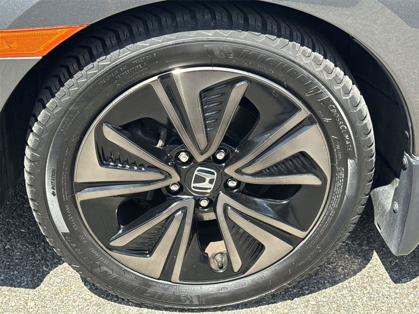 Used 2018 Honda Civic EX image 11