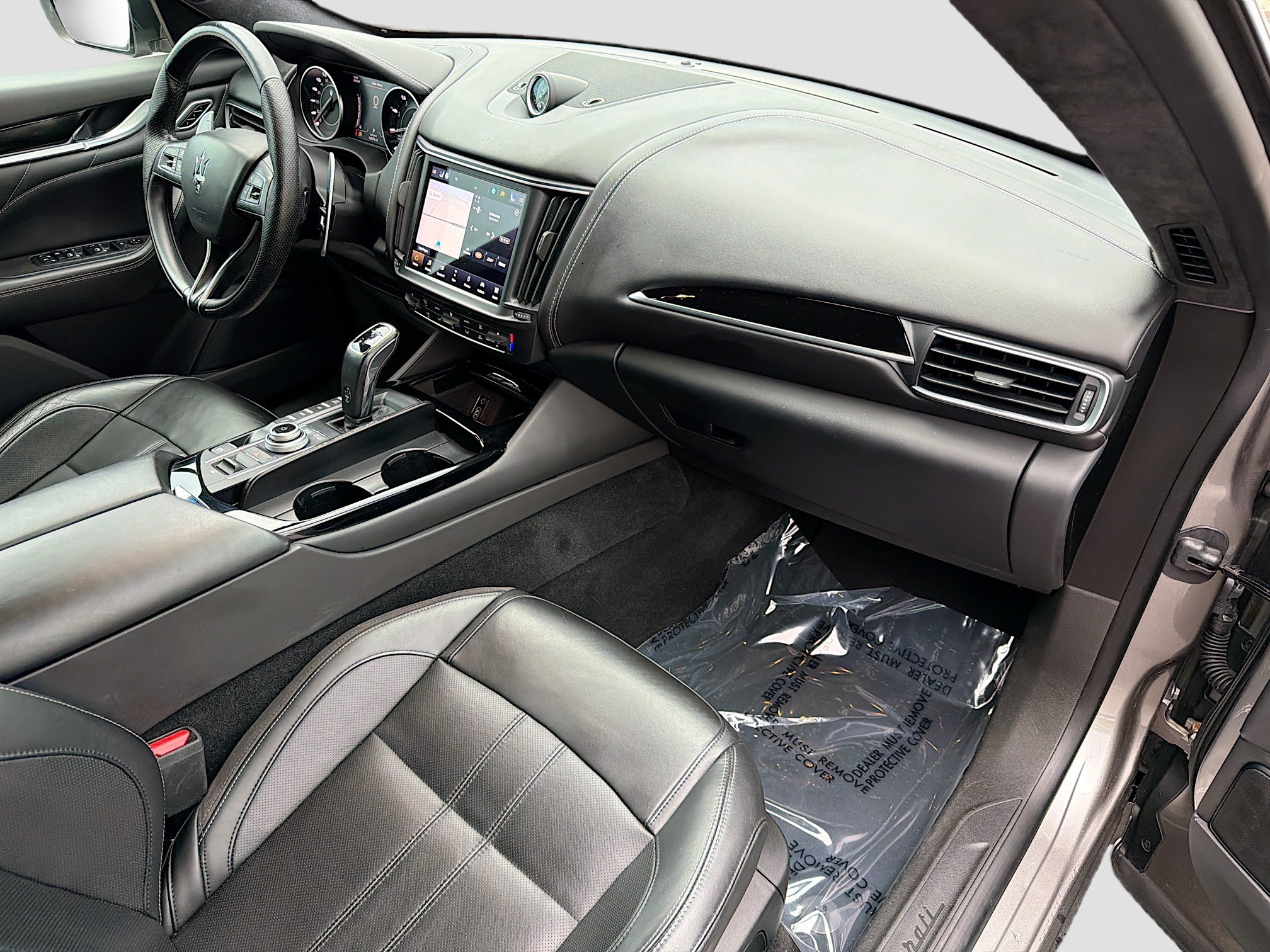 Used 2022 Maserati Levante GT AWD/4WD image 14