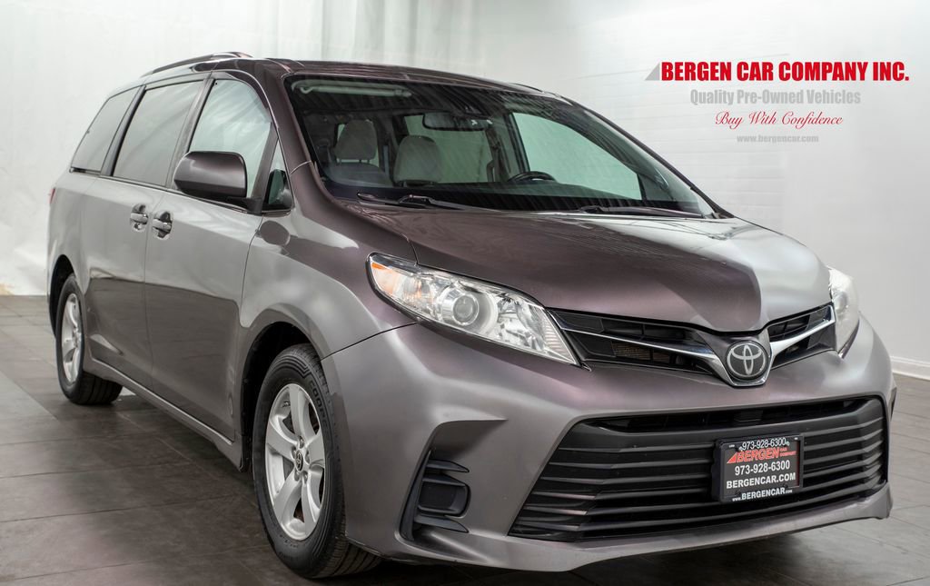 Used 2020 Toyota Sienna LE