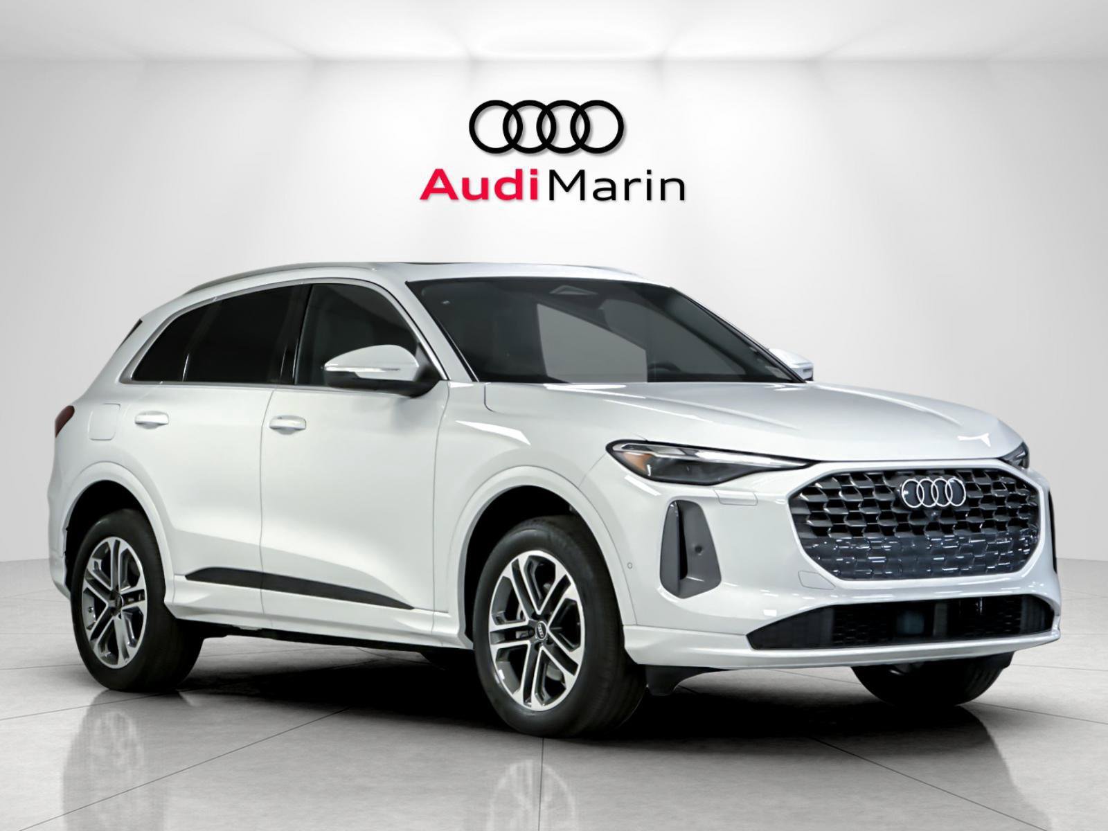 Certified 2025 Audi Q5 Premium AWD/4WD image 7