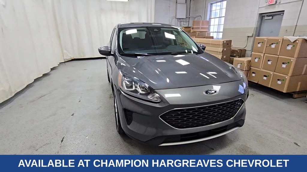 Used 2021 Ford Escape SE w/ Convenience Package image 3