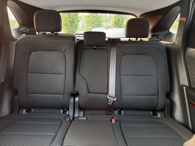 Used 2024 Ford Escape Active AWD/4WD image 29