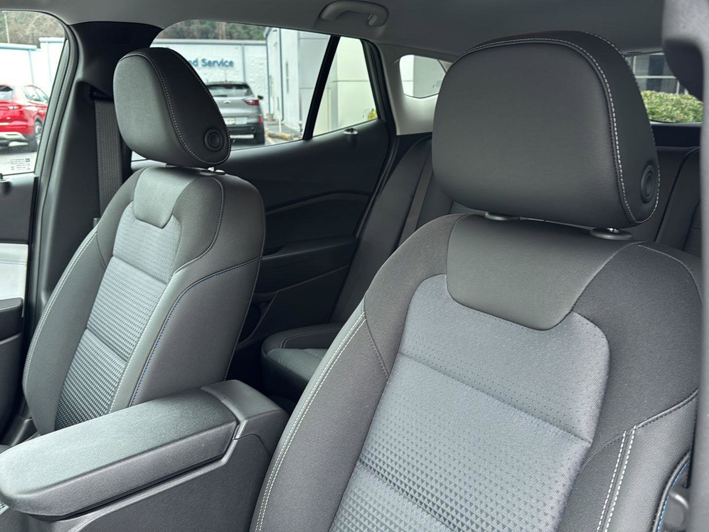 New 2026 Chevrolet Trax LT w/ Driver Confidence Package image 25