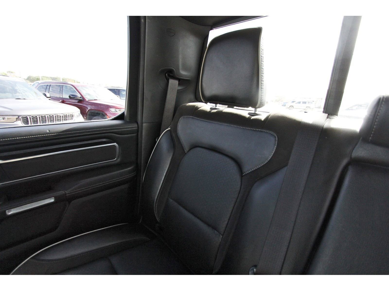 Used 2023 RAM 1500 Laramie image 14