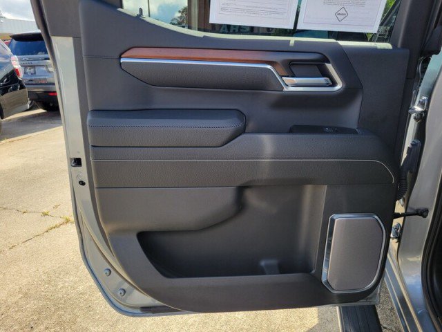 Used 2025 GMC Sierra 1500 Denali RWD image 29