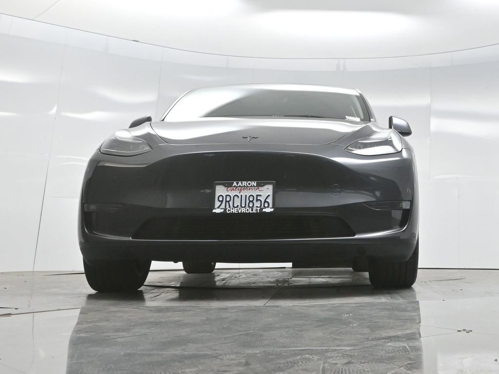 Used 2025 Tesla Model Y Long Range AWD/4WD image 55