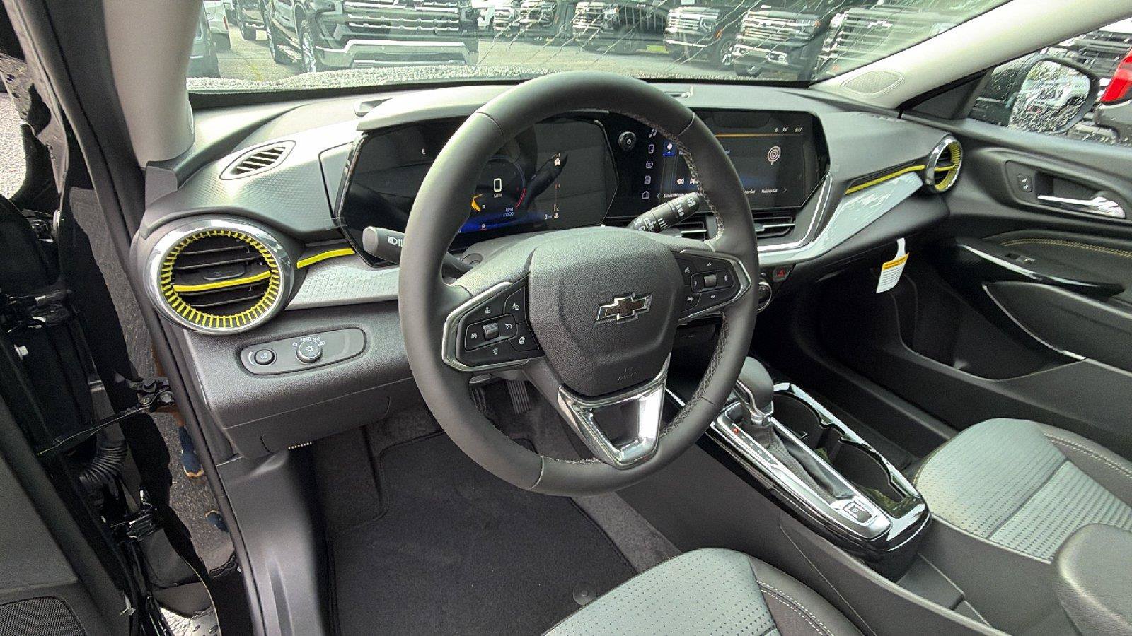 New 2026 Chevrolet Trax LT w/ Driver Confidence Package FWD image 19