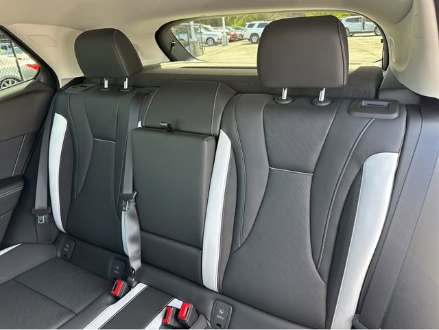 New 2026 Buick Envision Sport Touring image 17