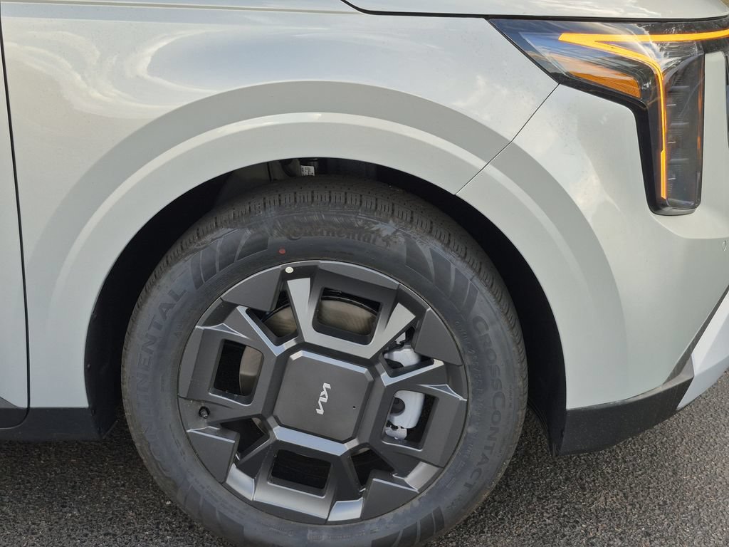New 2026 Kia Carnival EX FWD image 17