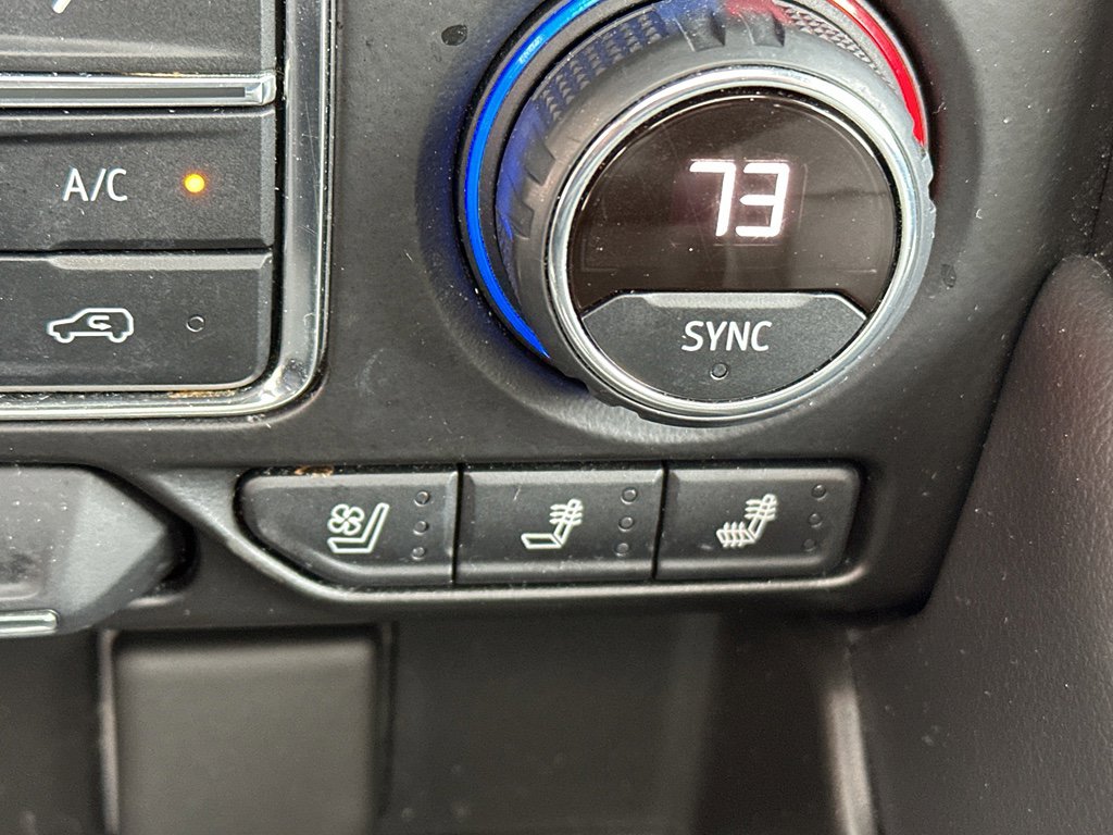 Used 2021 Chevrolet Tahoe High Country w/ Premium Package image 24