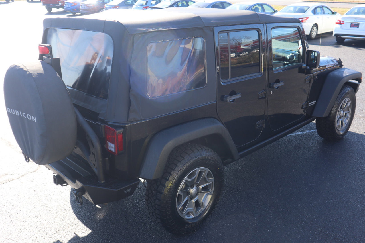 Used 2014 Jeep Wrangler Unlimited Rubicon w/ Connectivity Group image 14