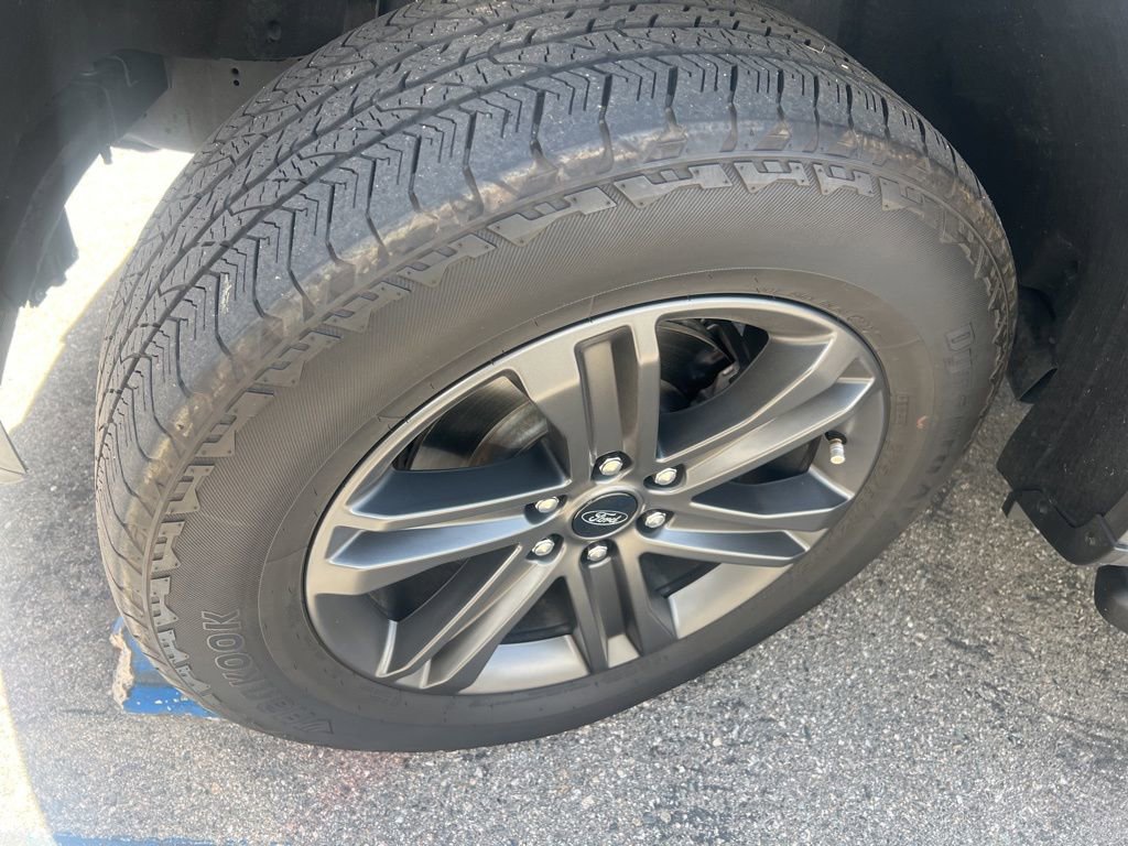 Used 2023 Ford F150 XLT w/ Equipment Group 302A High AWD/4WD image 3