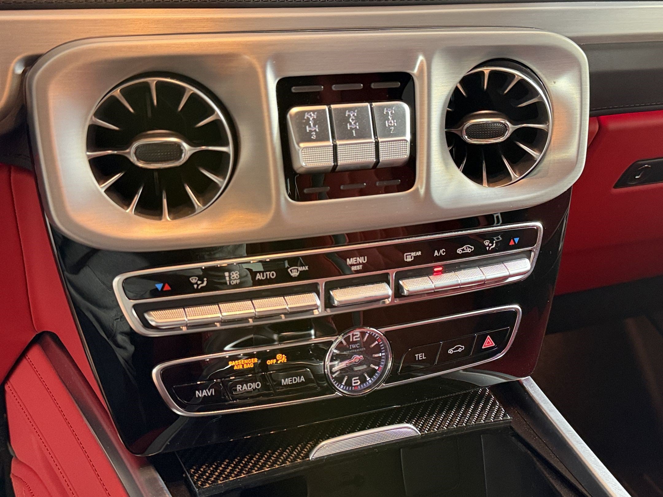 Certified 2020 Mercedes-Benz G 63 AMG 4MATIC image 18