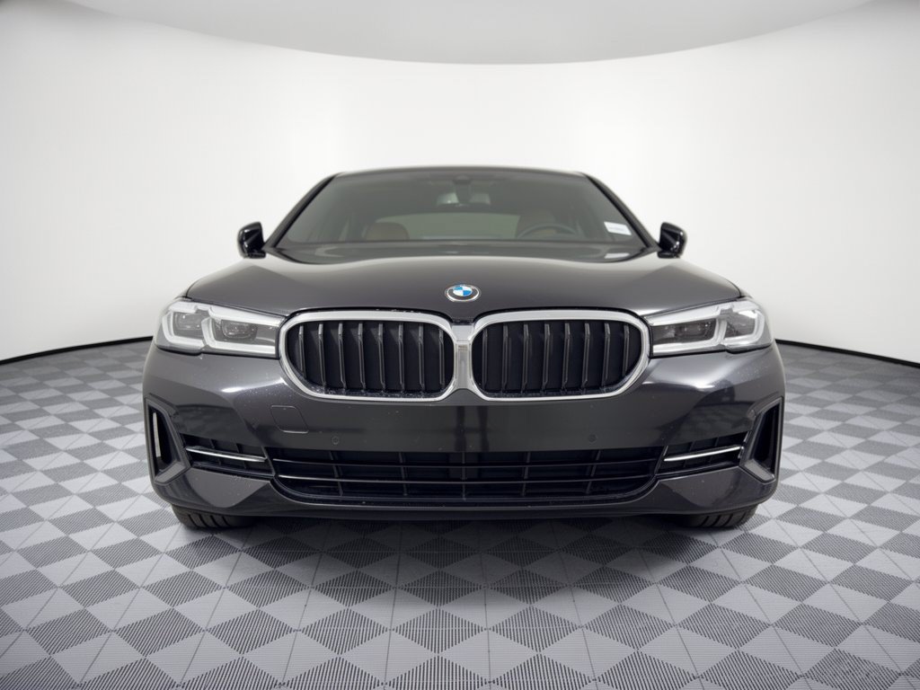 Used 2023 BMW 530i w/ Premium Package RWD image 6