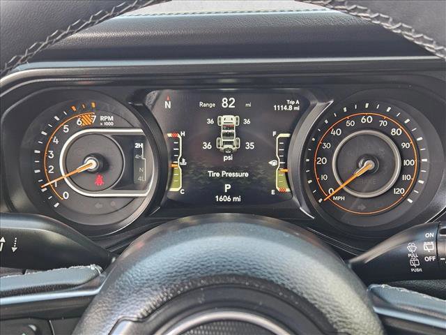 Used 2025 Jeep Wrangler Rubicon w/ Convenience Group AWD/4WD image 10