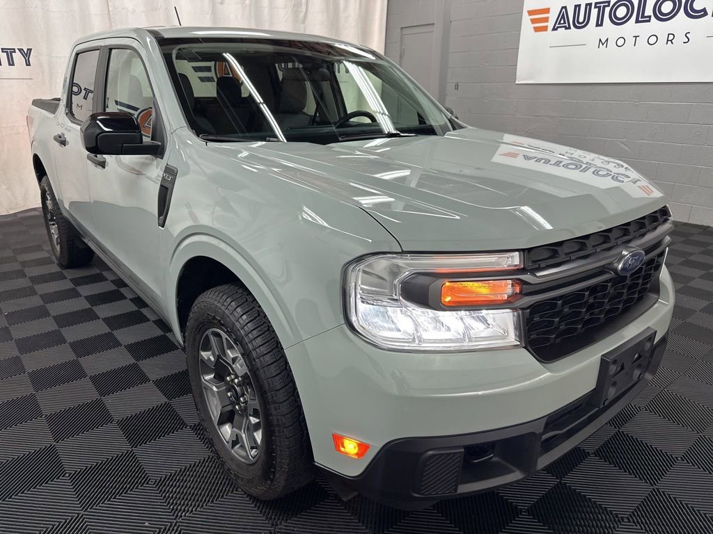 Used 2024 Ford Maverick XLT w/ XLT Luxury Package AWD/4WD image 2