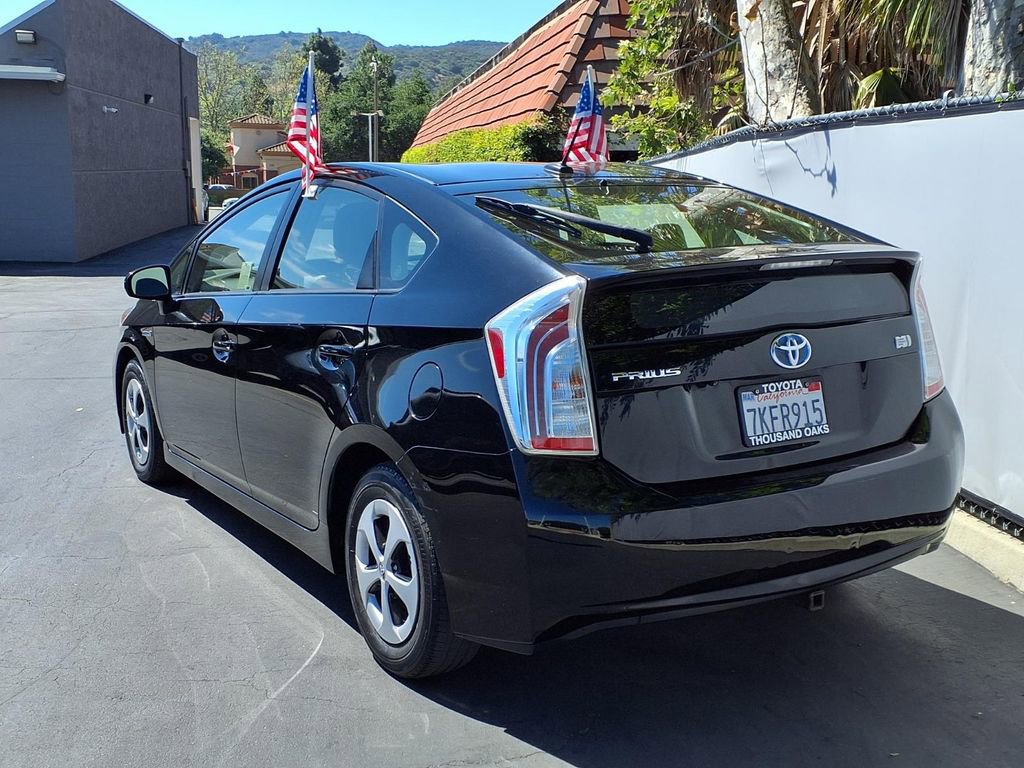 Used 2015 Toyota Prius Four image 5
