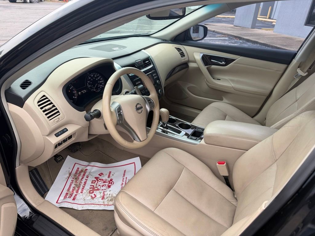 Used 2013 Nissan Altima 3.5 SL image 21