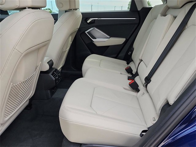 Certified 2025 Audi Q3 2.0T Premium Plus image 24