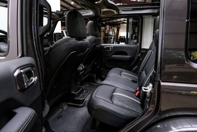 Used 2025 Jeep Wrangler Unlimited Rubicon 392 AWD/4WD image 88