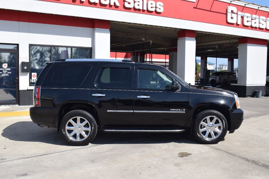 Used 2009 GMC Yukon Denali AWD/4WD image 3