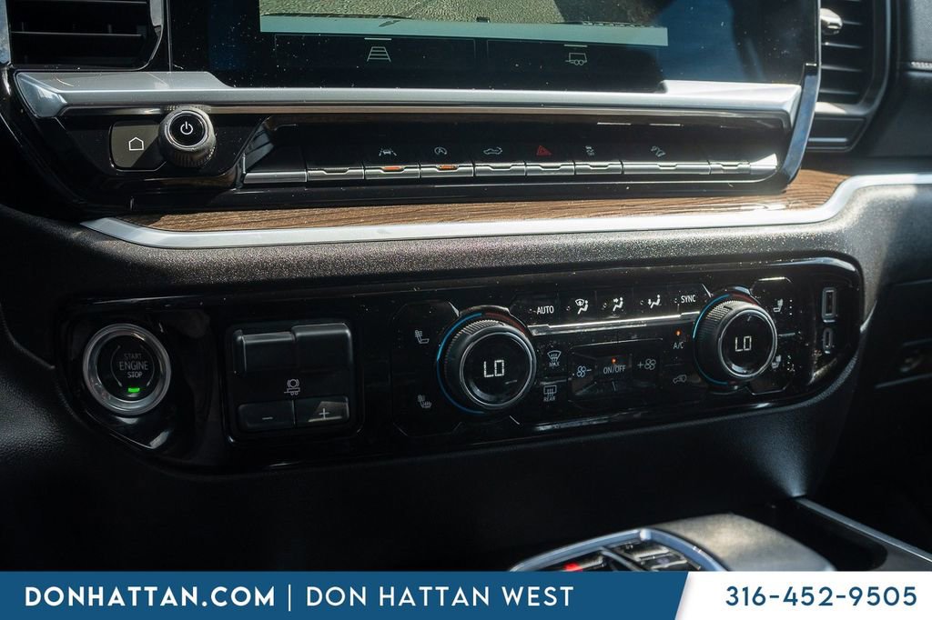 Used 2022 Chevrolet Silverado 1500 LT w/ Diesel Off-Road Package AWD/4WD image 9