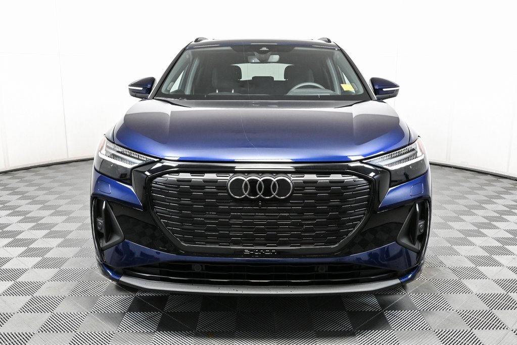 New 2025 Audi Q4 e-tron Prestige image 32