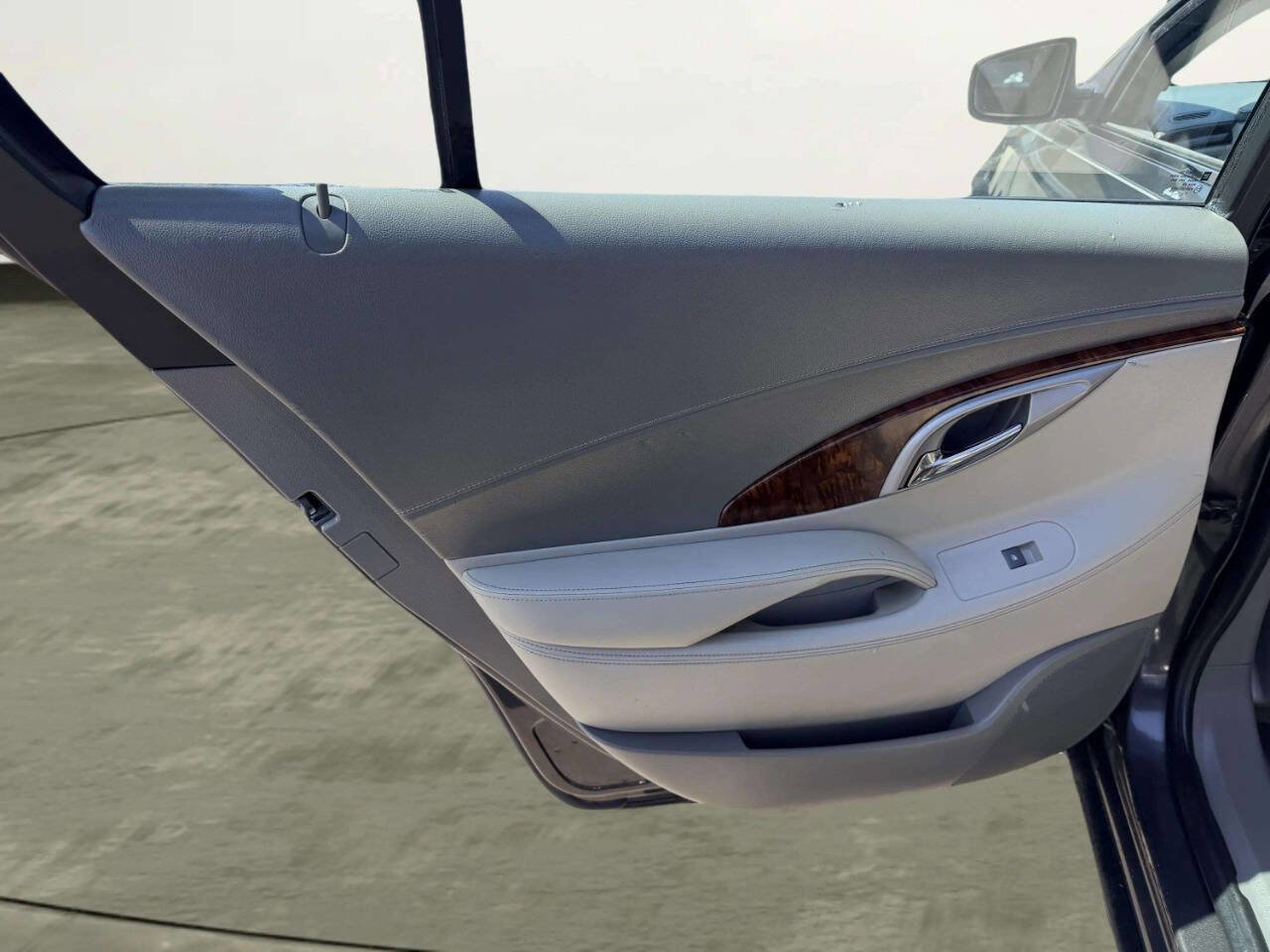 Used 2012 Buick LaCrosse Premium image 15