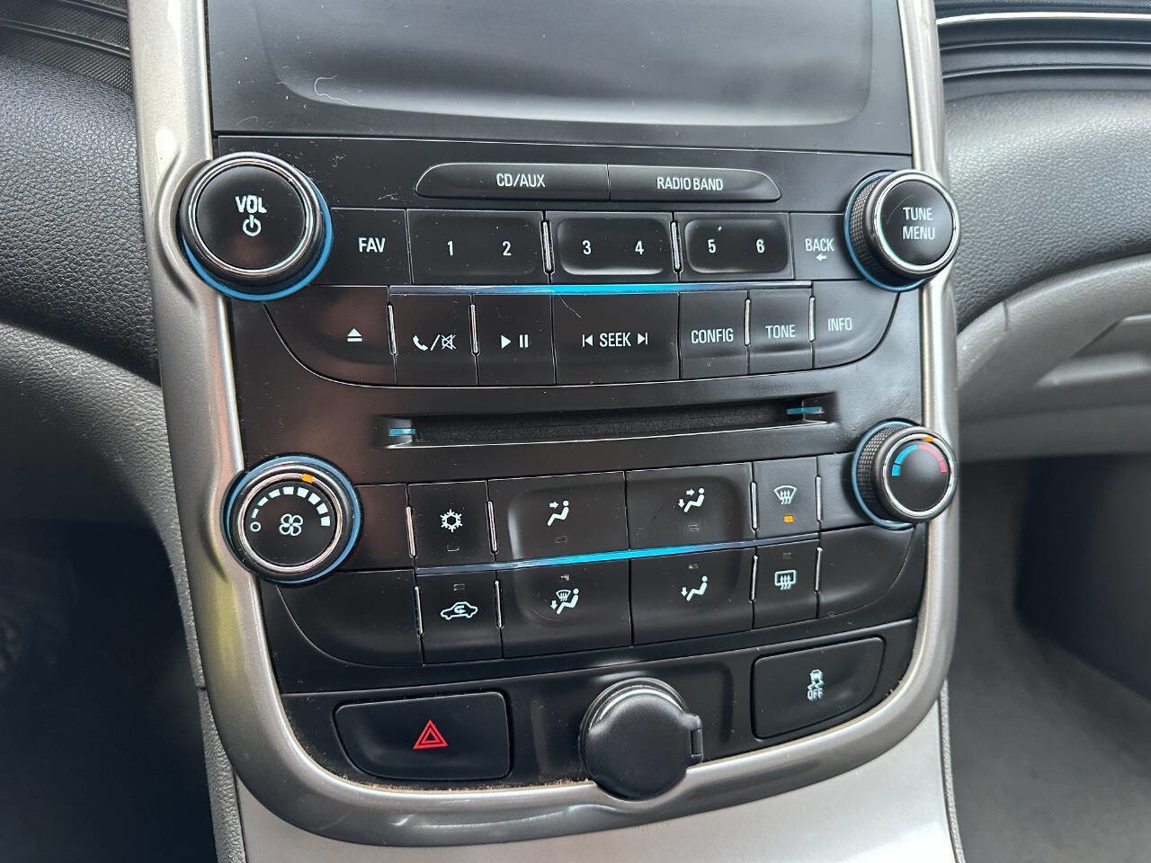 Used 2015 Chevrolet Malibu LS FWD image 42