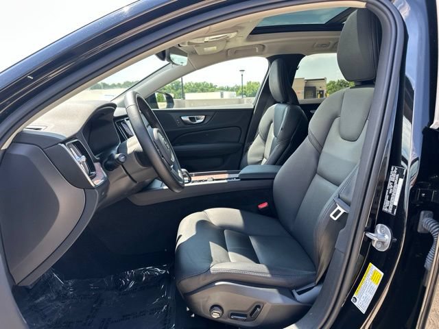 Certified 2025 Volvo V60 B5 Cross Country Plus AWD/4WD image 18