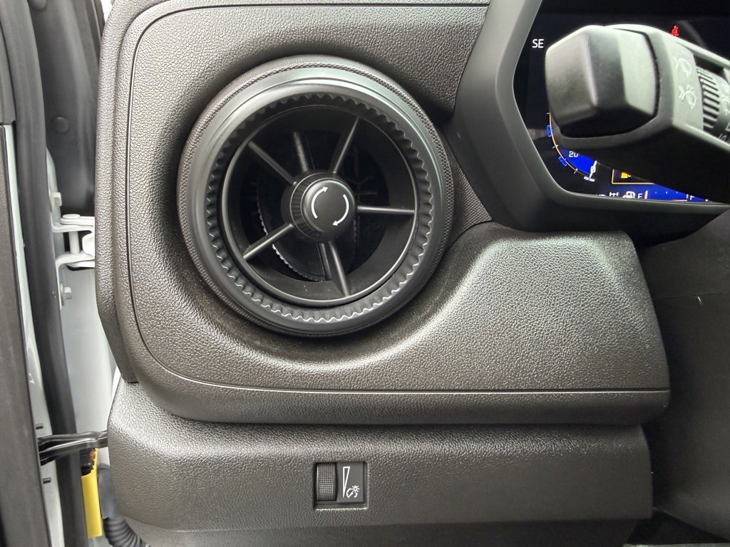 Used 2024 Chevrolet Colorado Trail Boss image 21