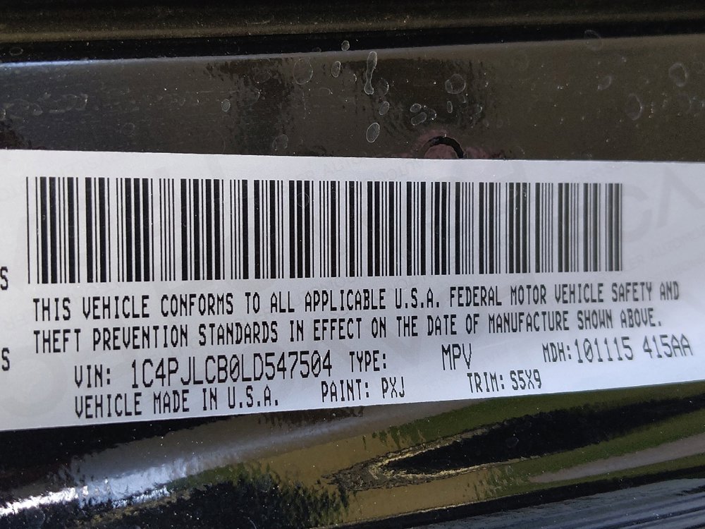 Used 2020 Jeep Cherokee Latitude FWD image 33