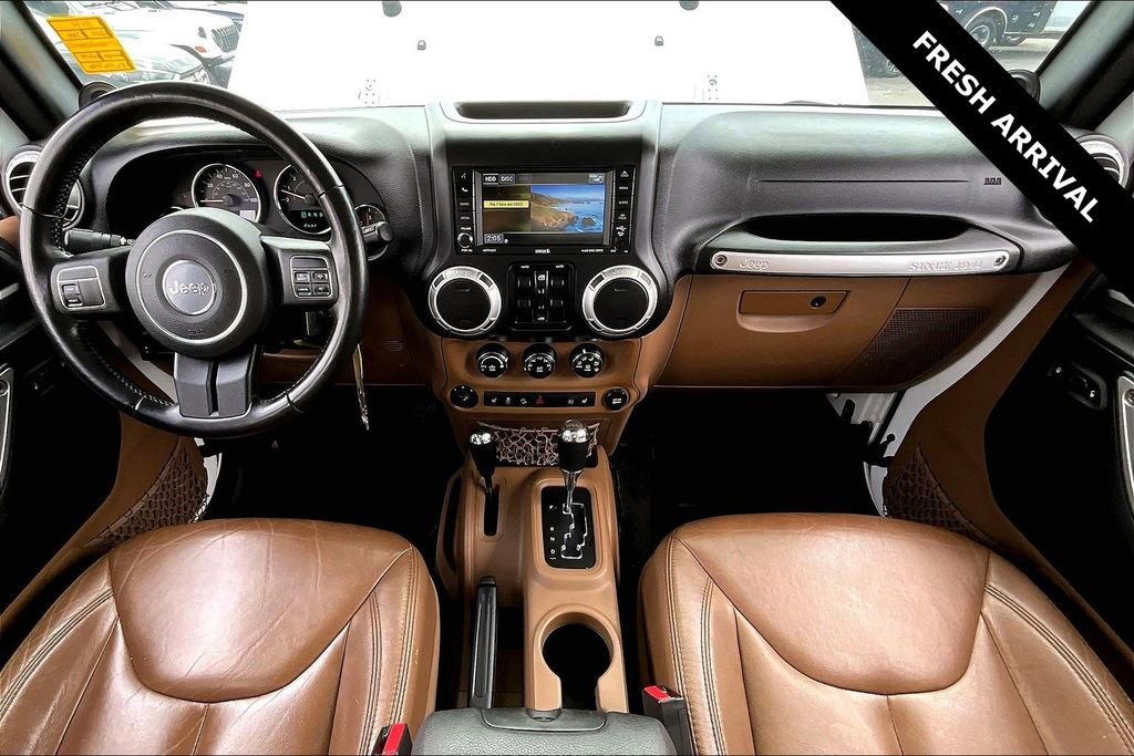 Used 2014 Jeep Wrangler Unlimited Rubicon image 7