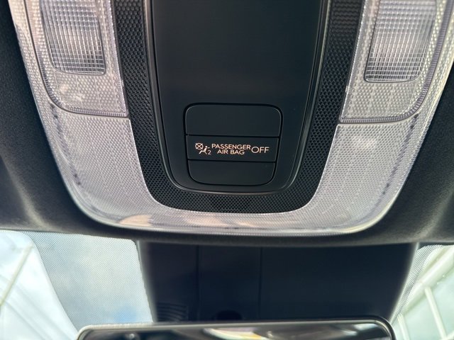 Certified 2025 Hyundai Elantra Sport image 47