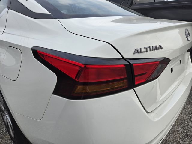 Used 2025 Nissan Altima 2.5 S FWD image 7