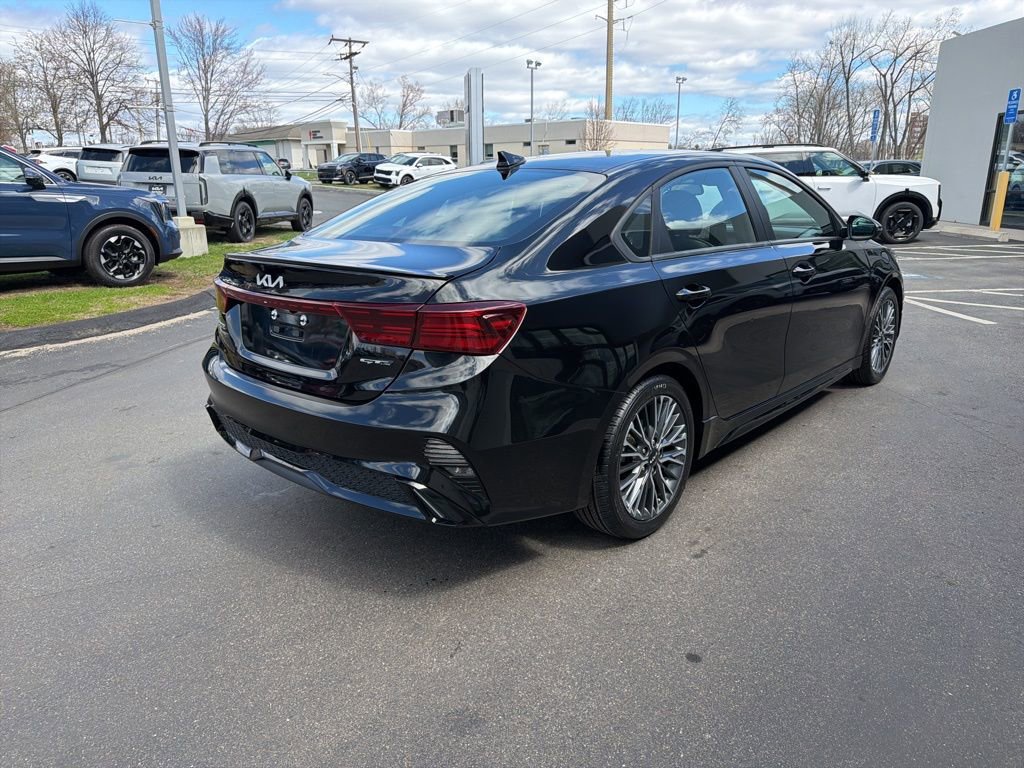 Certified 2023 Kia Forte GT-Line image 6
