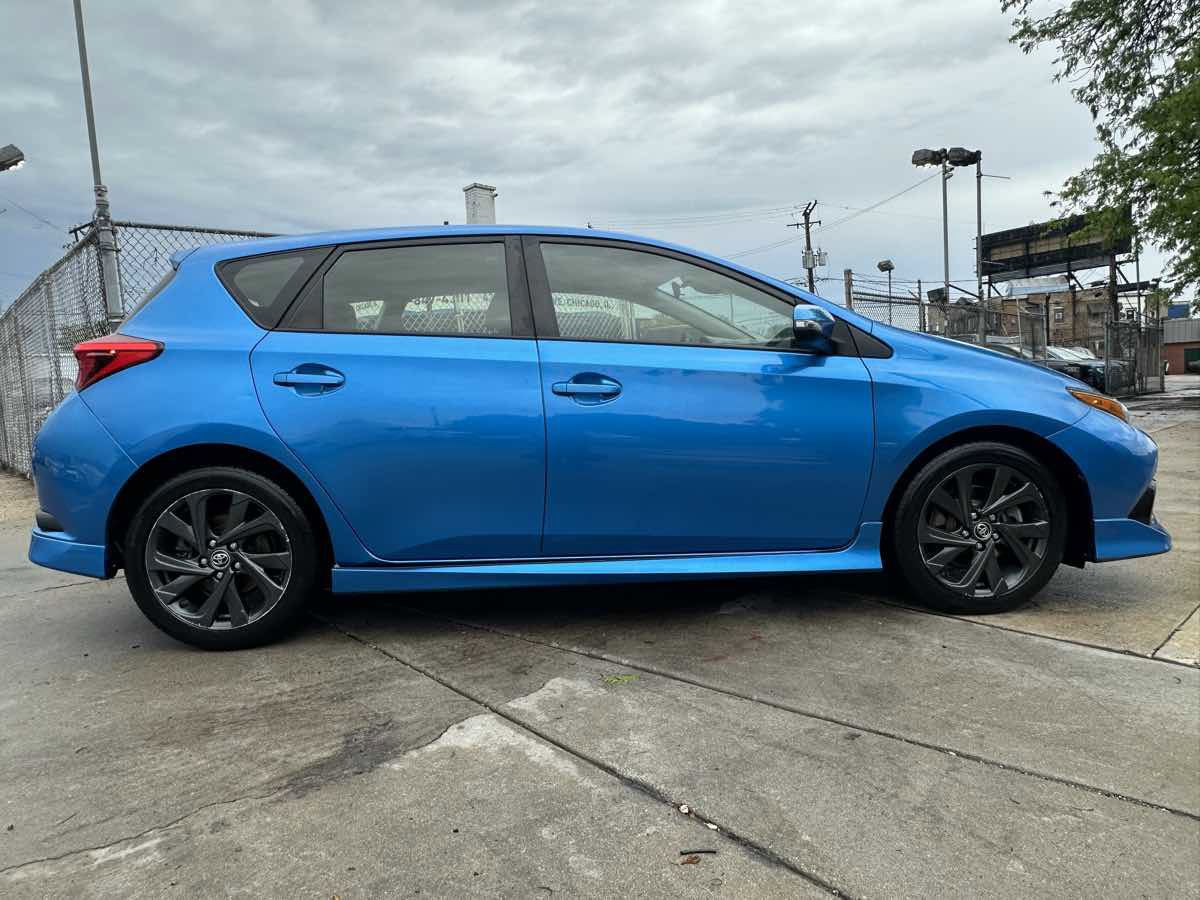 Used 2017 Toyota Corolla iM w/ All-Weather Mat Package FWD image 4
