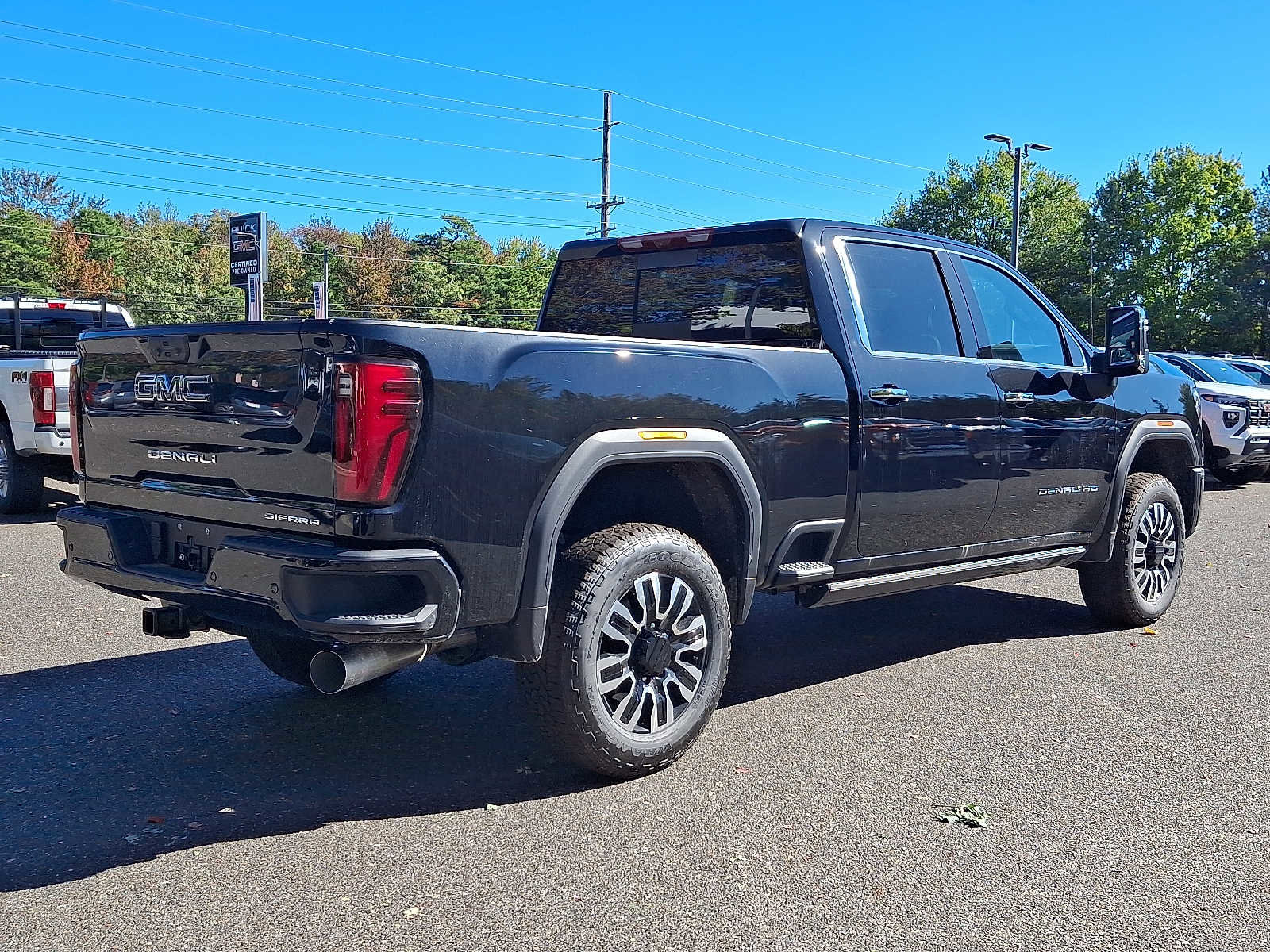 New 2026 GMC Sierra 3500 Denali Ultimate image 4