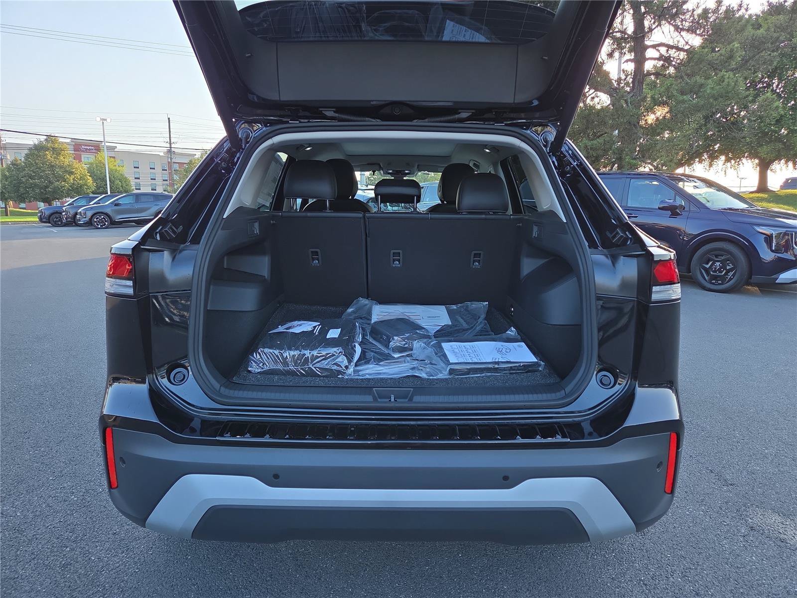 New 2026 Volkswagen Tiguan SE AWD/4WD image 5
