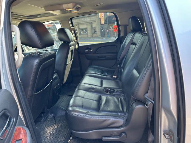 Used 2012 Chevrolet Suburban LT AWD/4WD image 17