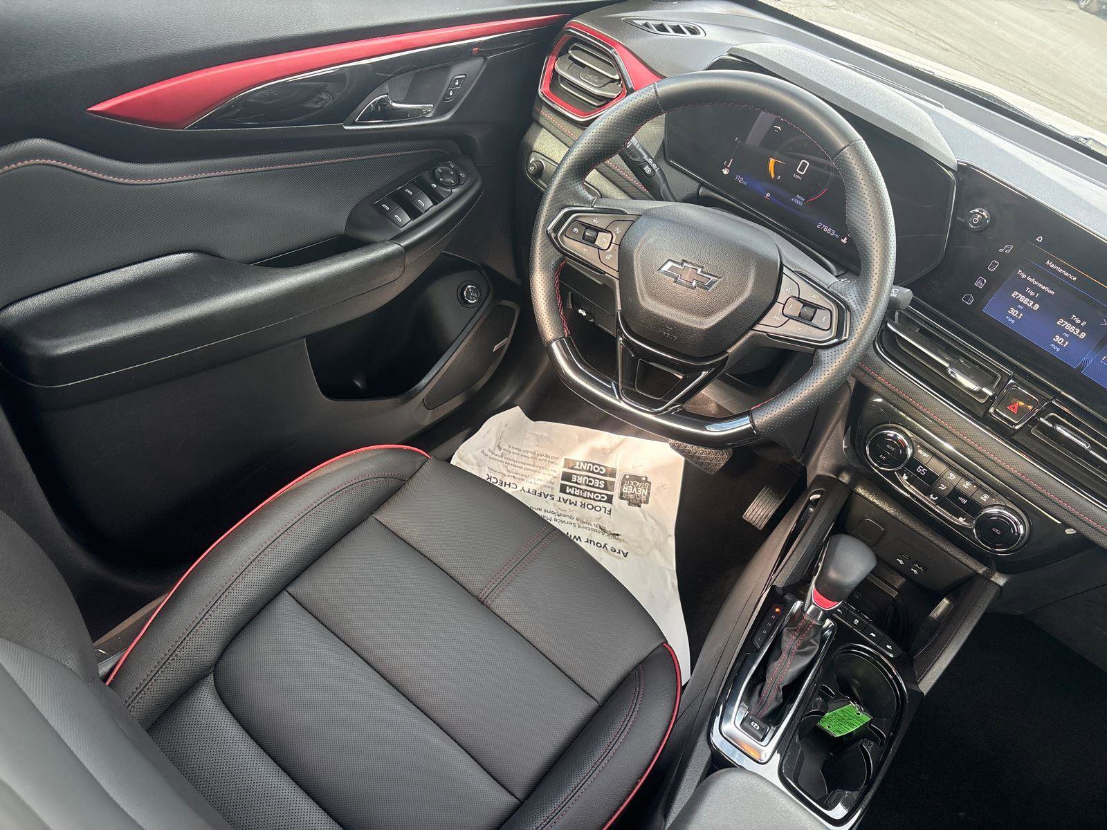 Used 2024 Chevrolet TrailBlazer RS w/ Convenience Package image 14