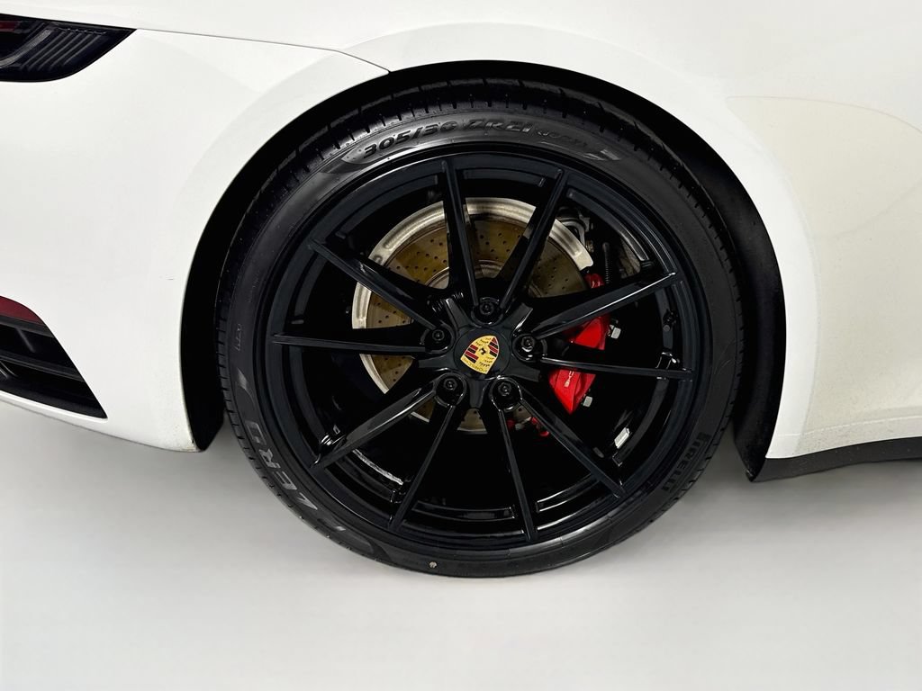 Used 2021 Porsche 911 Carrera RWD image 31