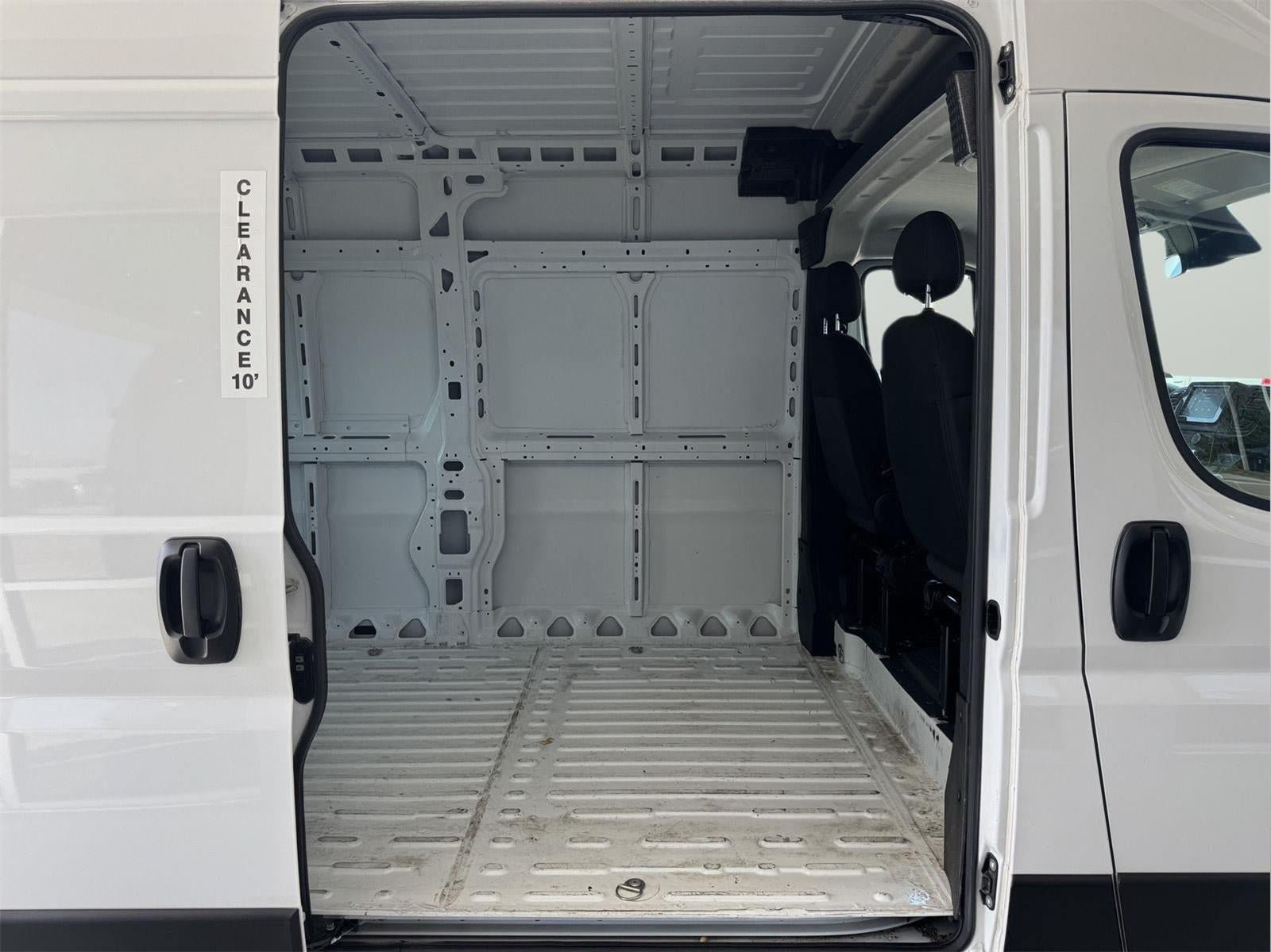 Used 2025 RAM ProMaster 2500 FWD image 19