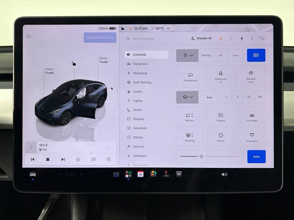 Used 2024 Tesla Model Y 2WD image 17